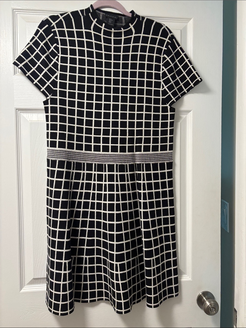 Tahari Black & White Grid Knit Short-Sleeve Dress